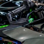 LighTech Aluminium Brake Side Lever Guard AXLE BASE - GREEN
