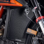 Evotech Aluminium Radiator Guard - 1pc - KTM 1290 Super Duke R 2020-2023