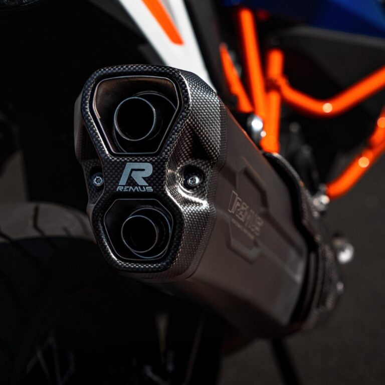 Remus 8 2.0 Stainless Black Slip On Exhaust - 82783 658522 - KTM 1290 Super Adventure R / S 2021-2023