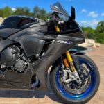 Rizoma Stealth Mirrors - BLACK - BSS021B - Yamaha R1 / R1M 2020-2024