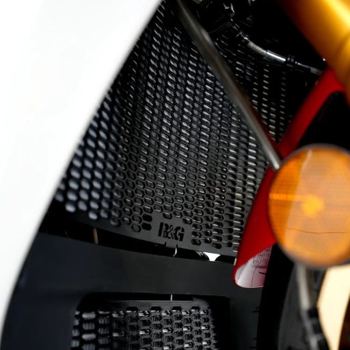 R&G PRO Radiator Guard - RAD0300PROBK - Yamaha MT-10 / SP 2016-2025